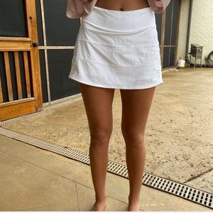 Lululemon pace rival skirt